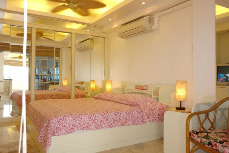 Sompong photo 4