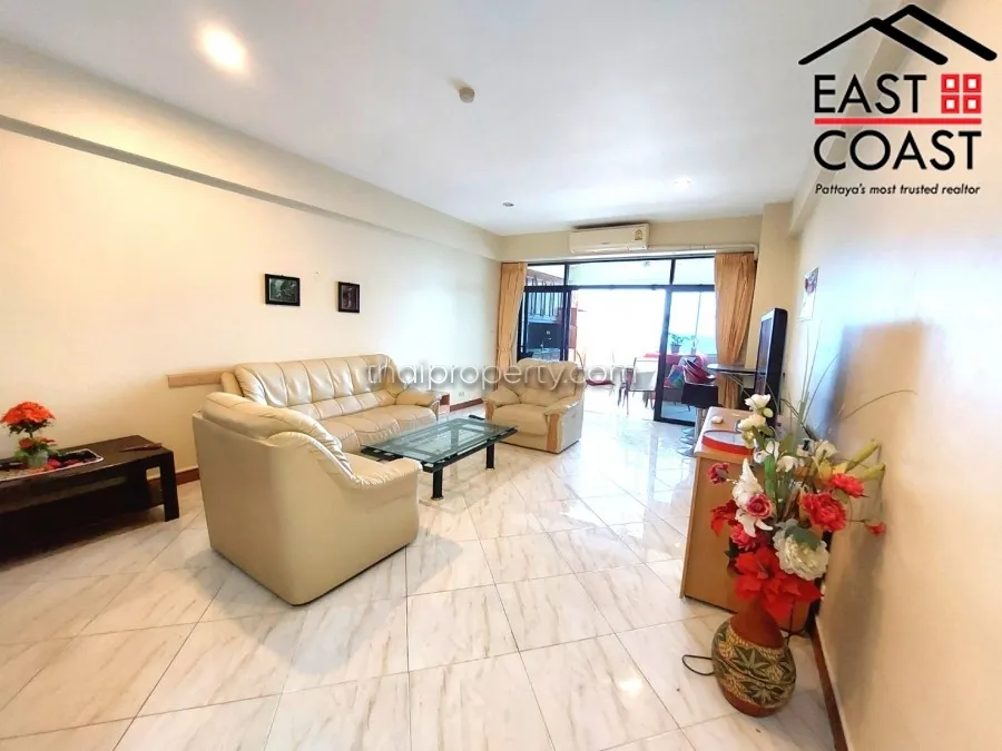 Jomtien Complex photo 4