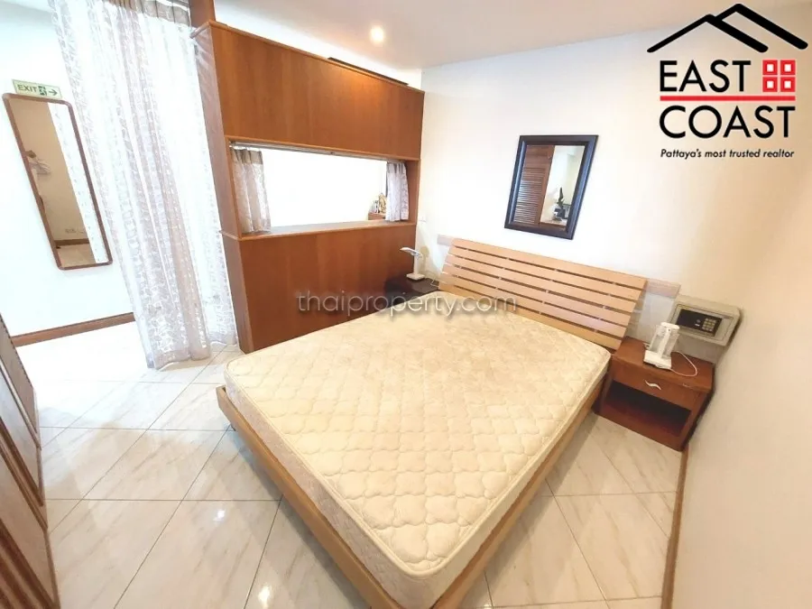 Jomtien Complex photo 8