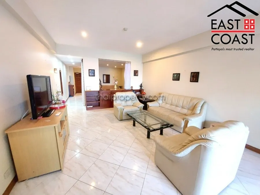 Jomtien Complex photo 6