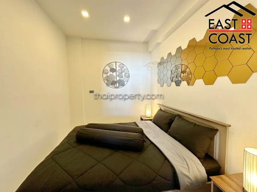 Jomtien Complex photo 13