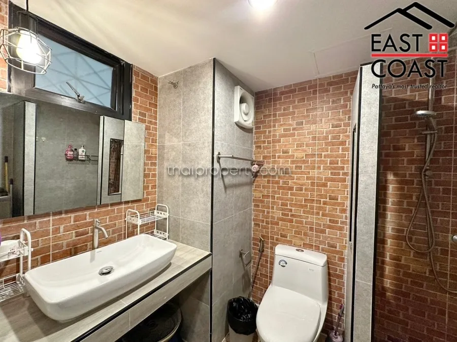 Jomtien Complex photo 16