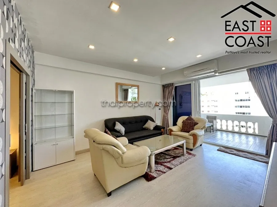 Jomtien Complex photo 5