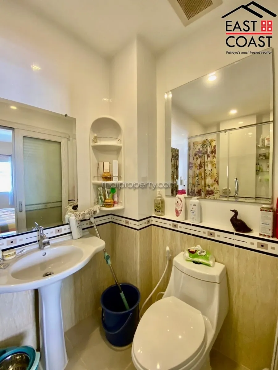 CC Condominium 2 photo 9