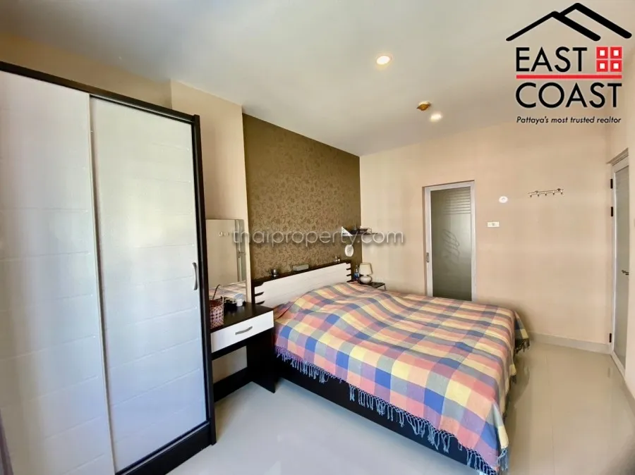 CC Condominium 2 photo 7