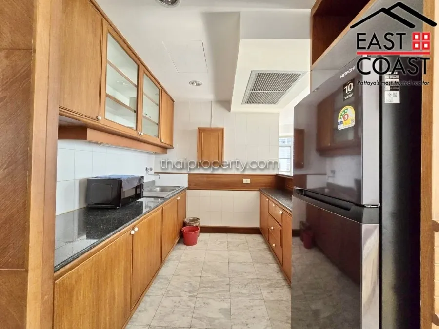 Peak Condo photo 8
