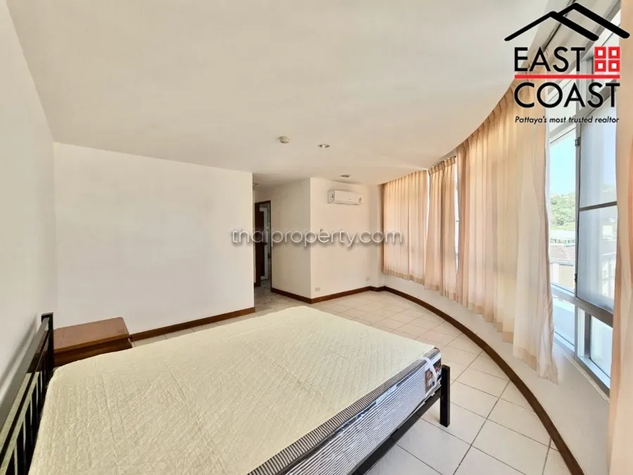 Peak Condo photo 17