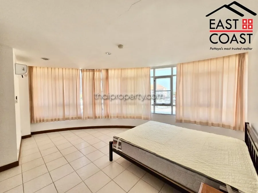 Peak Condo photo 15