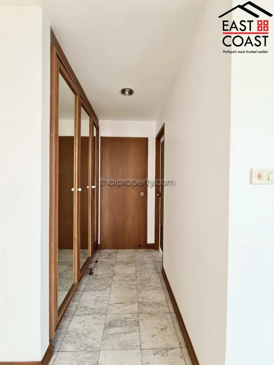 Peak Condo photo 18