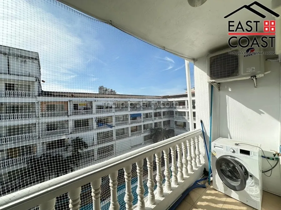 Majestic Condominium photo 11