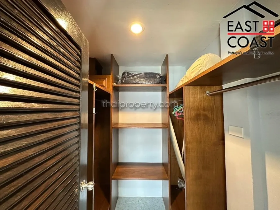 Majestic Condominium photo 9
