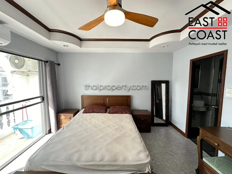 Majestic Condominium photo 8