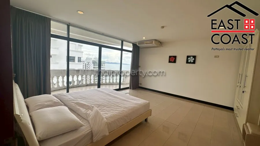 Jomtien Complex photo 28
