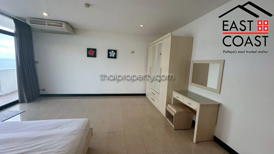 Jomtien Complex photo 29