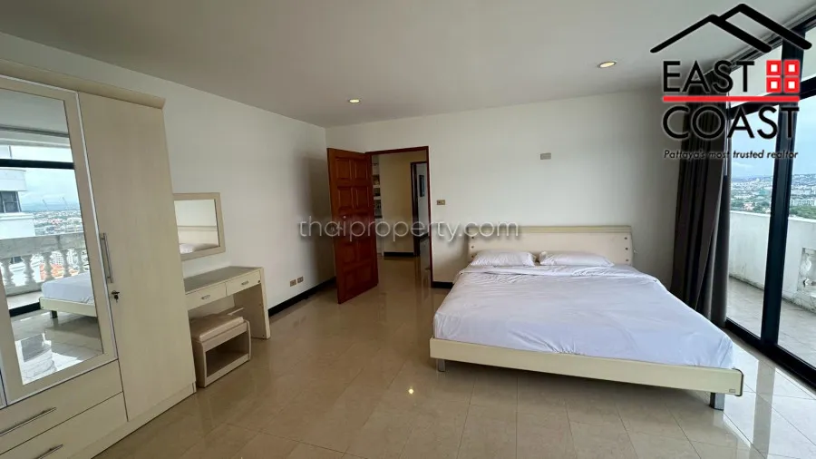 Jomtien Complex photo 30