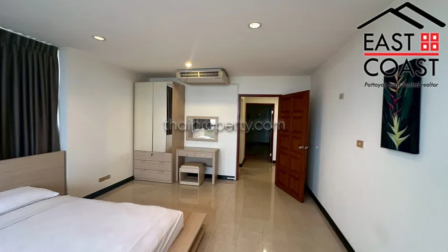 Jomtien Complex photo 31