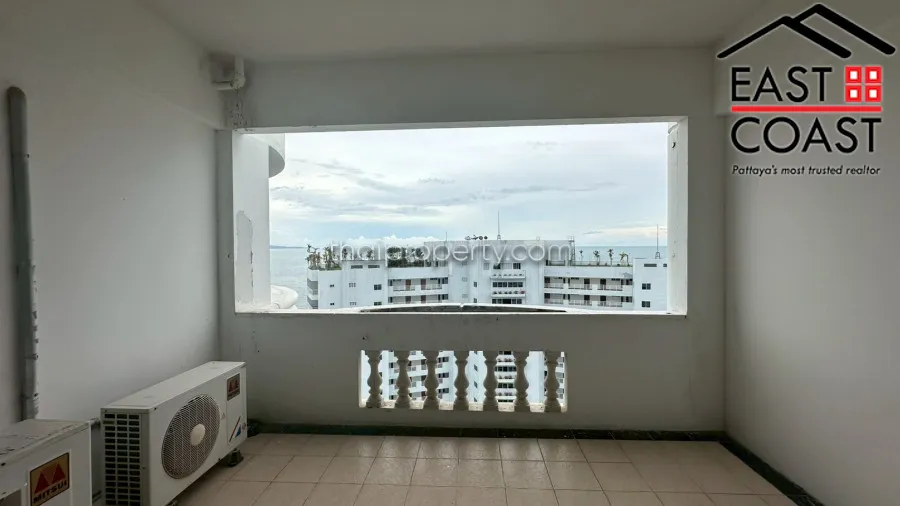 Jomtien Complex photo 34