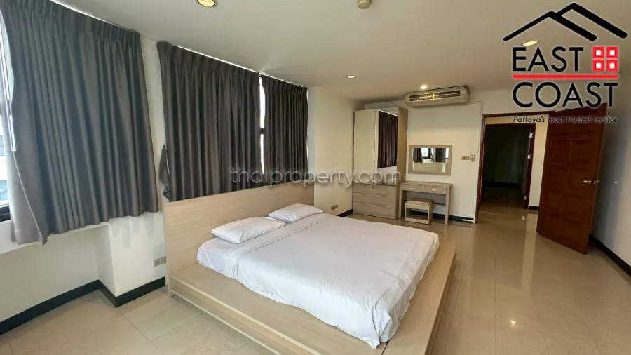 Jomtien Complex photo 40