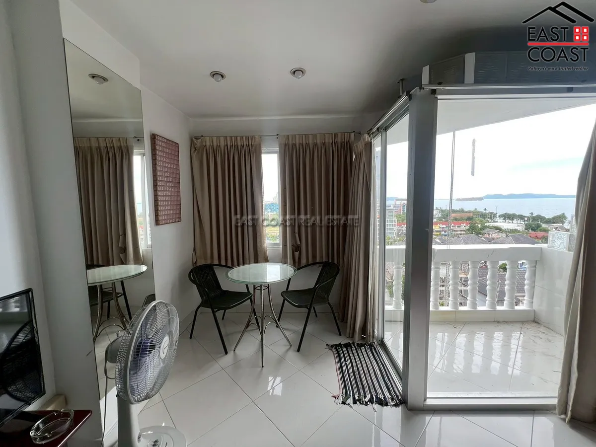 Jomtien Thip Condotel photo 9