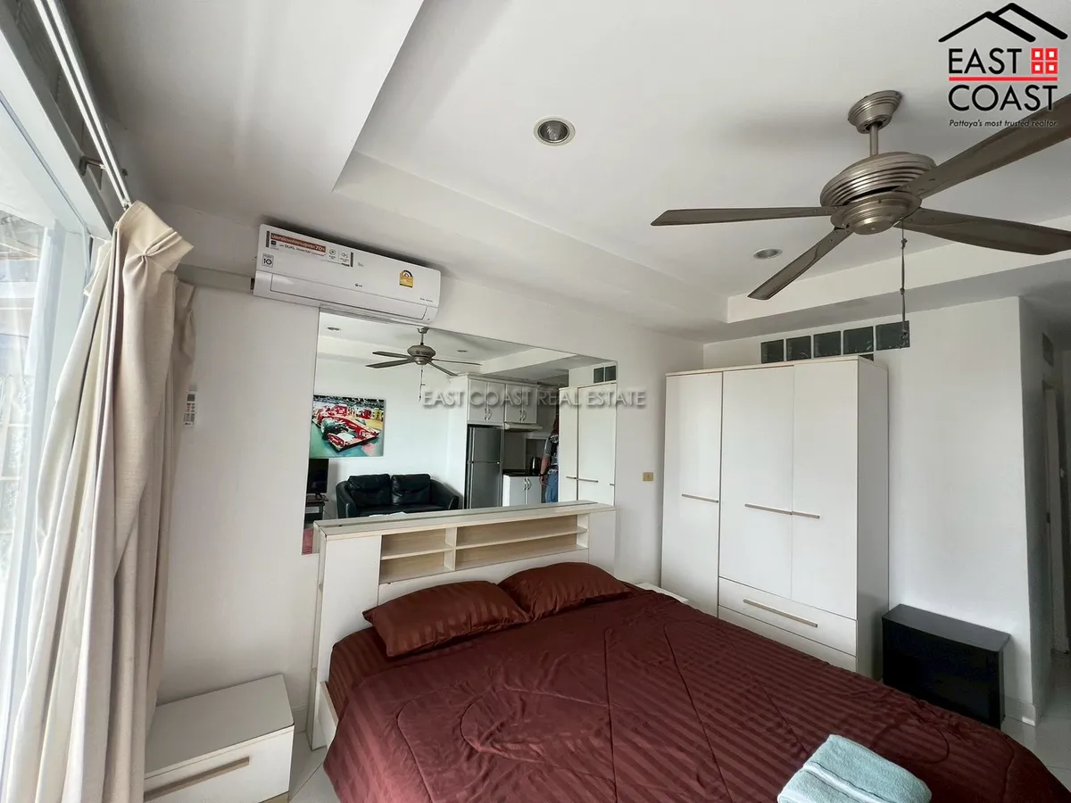 Jomtien Thip Condotel photo 12