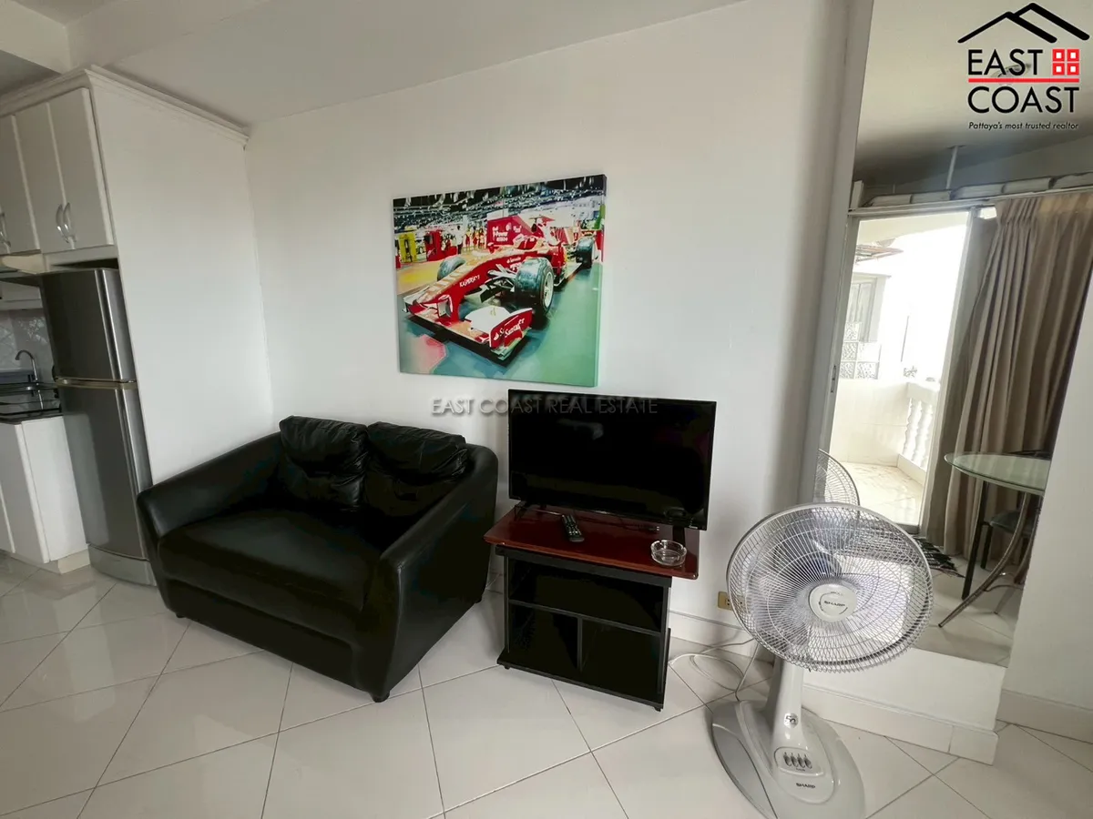 Jomtien Thip Condotel photo 14
