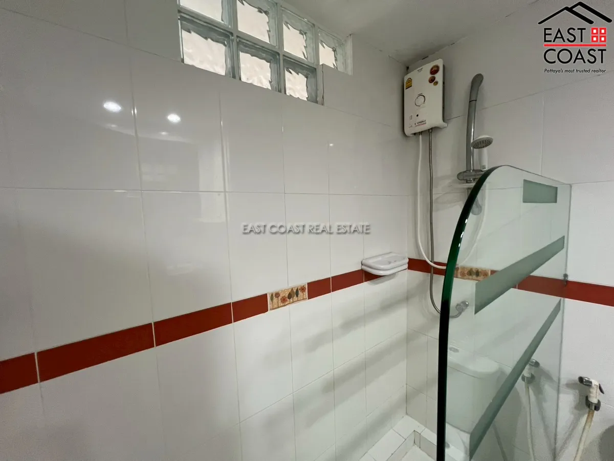 Jomtien Thip Condotel photo 22