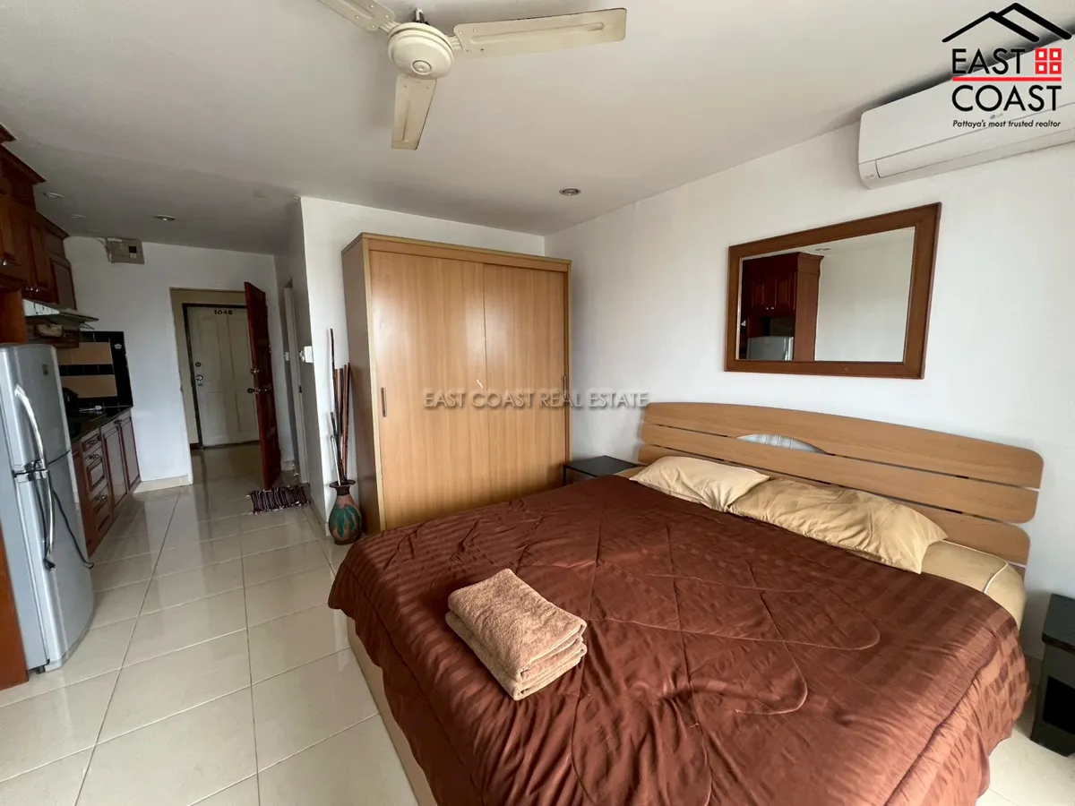 Jomtien Thip Condotel photo 24