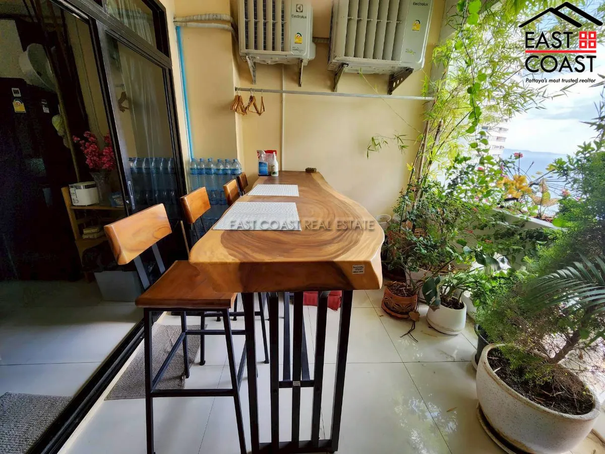 Jomtien Complex photo 10