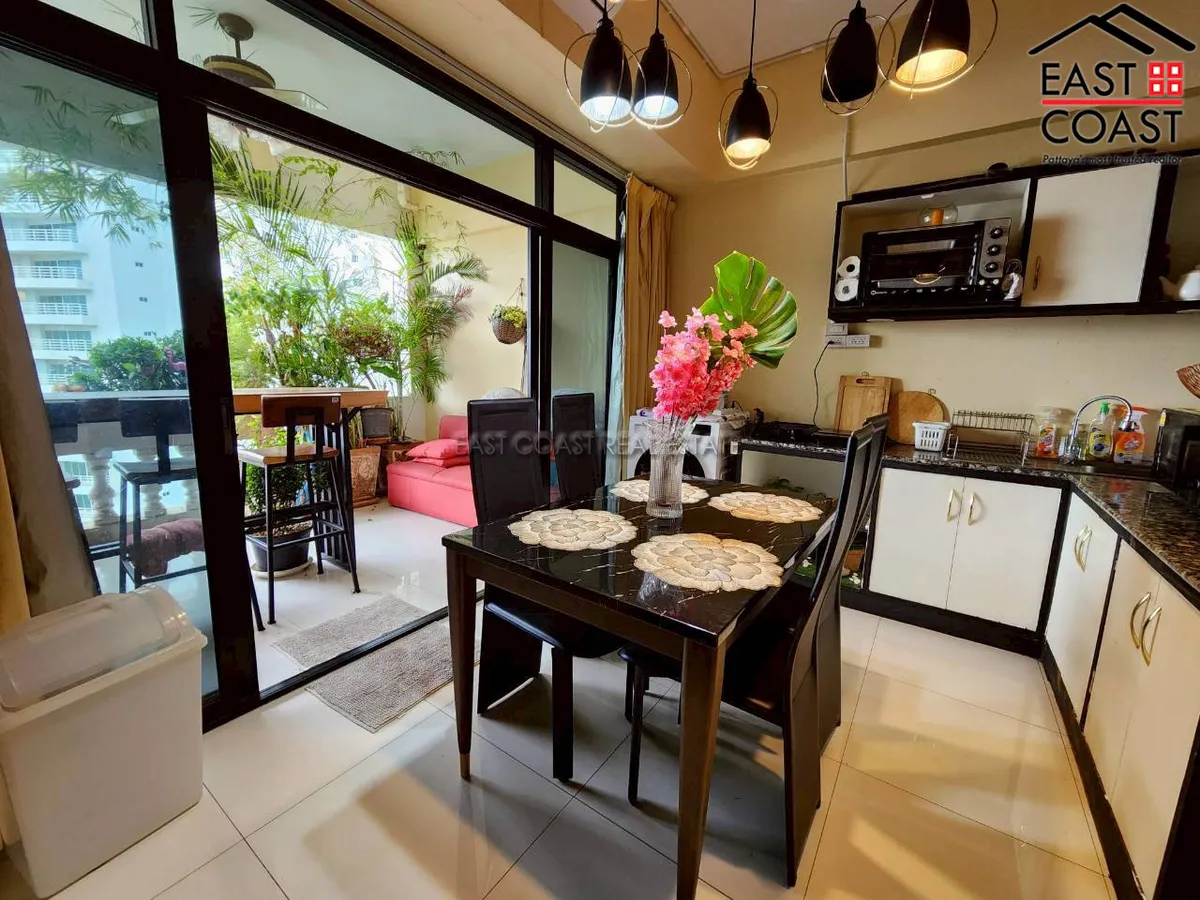 Jomtien Complex photo 19