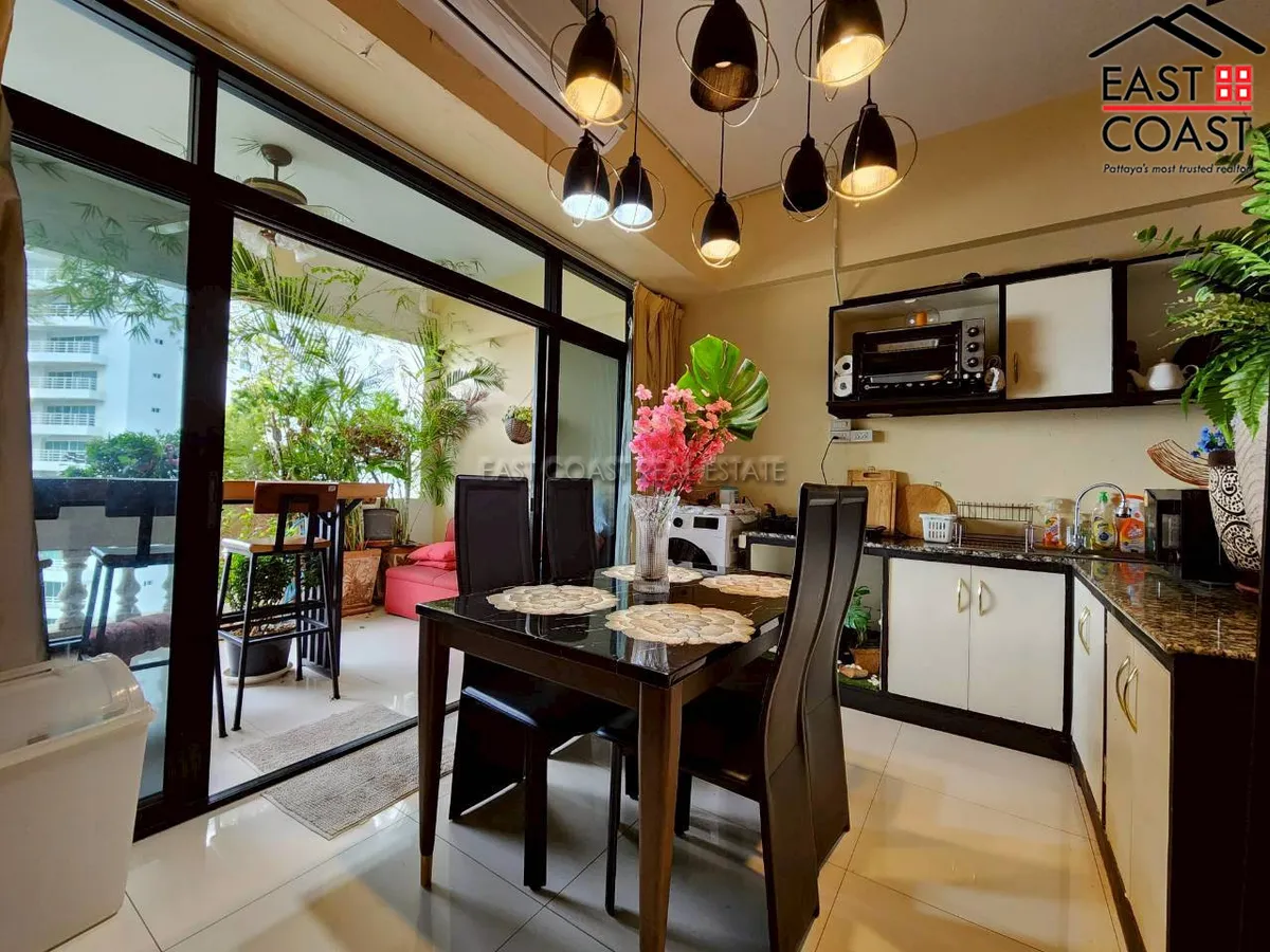 Jomtien Complex photo 21