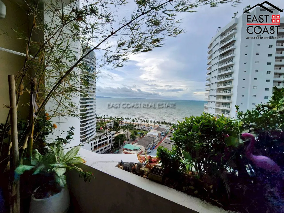 Jomtien Complex photo 23