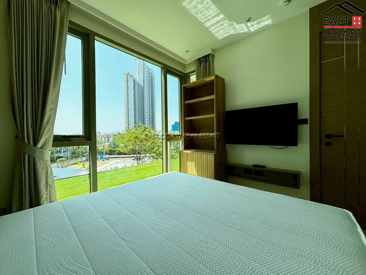 Riviera Ocean Drive photo 9