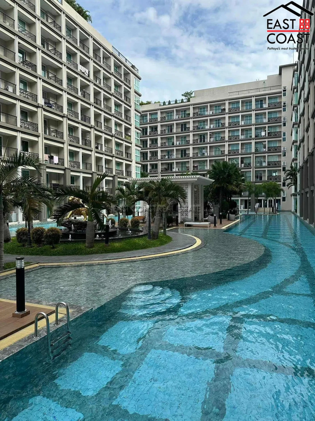 Dusit Grand Park 2