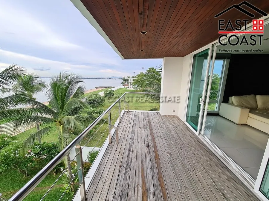Ananya Beachfront photo 8