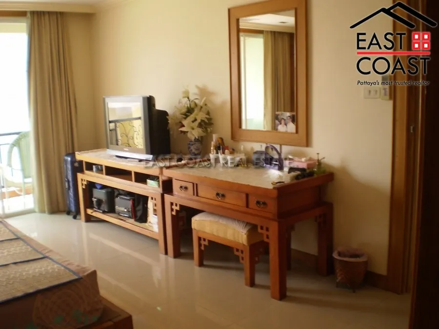 Jomtien Complex photo 7