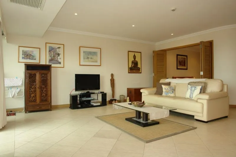 Executive Residence 2