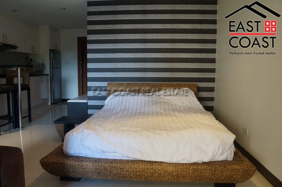 The Residence photo 9
