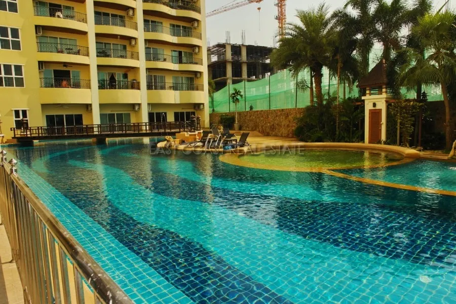 The Residence photo 14