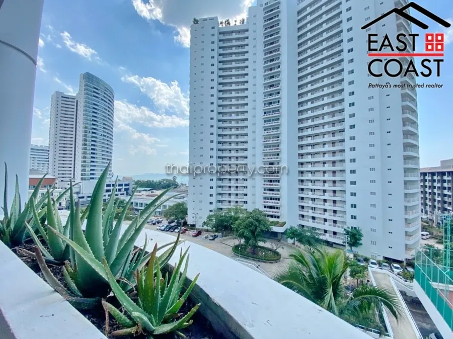 Jomtien Complex photo 11