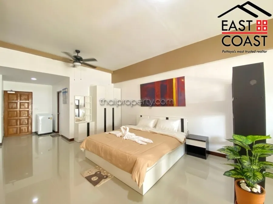 Jomtien Complex photo 5