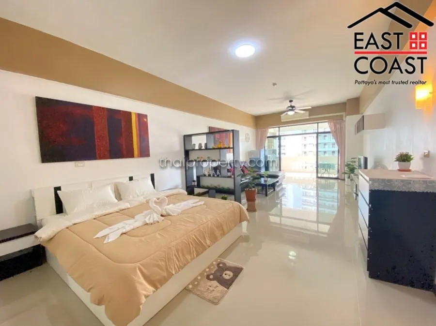Jomtien Complex photo 3