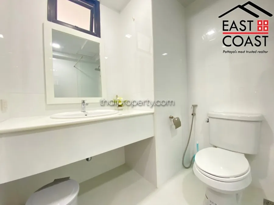 Jomtien Complex photo 7