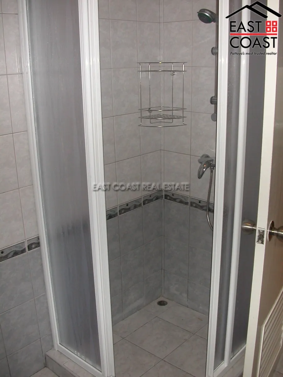 Jomtien Plaza photo 10