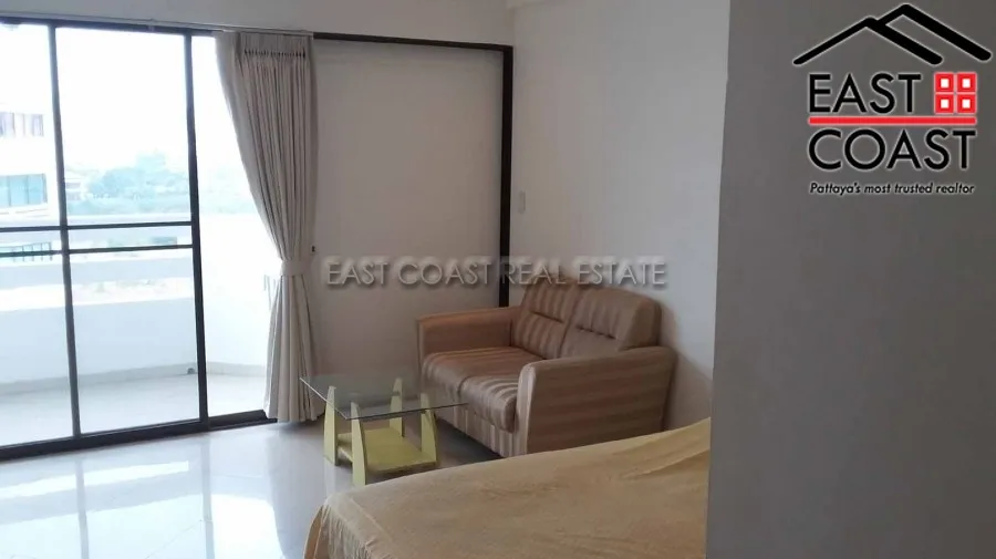 Jomtien Condotel & Village photo 3