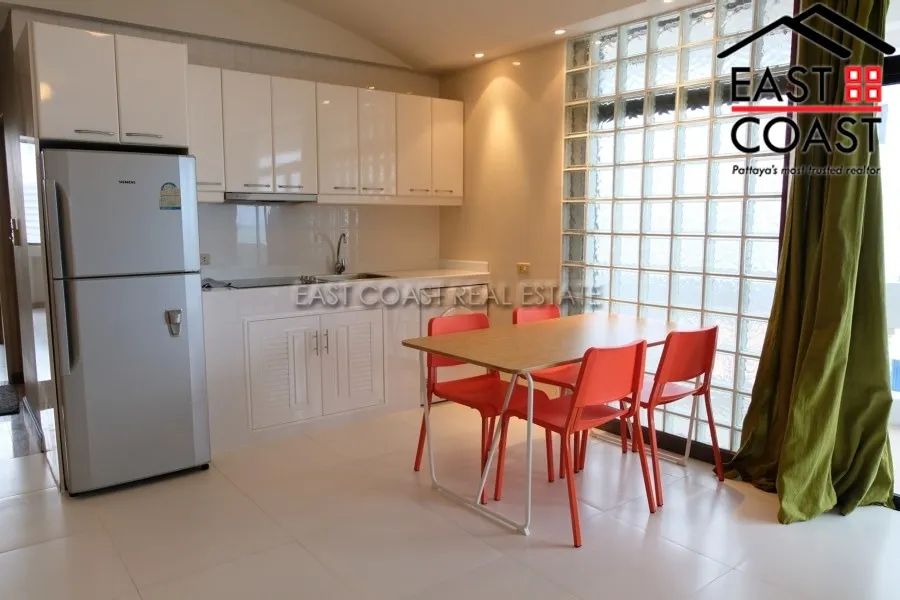 Jomtien Complex photo 6