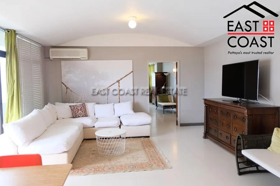 Jomtien Complex photo 5