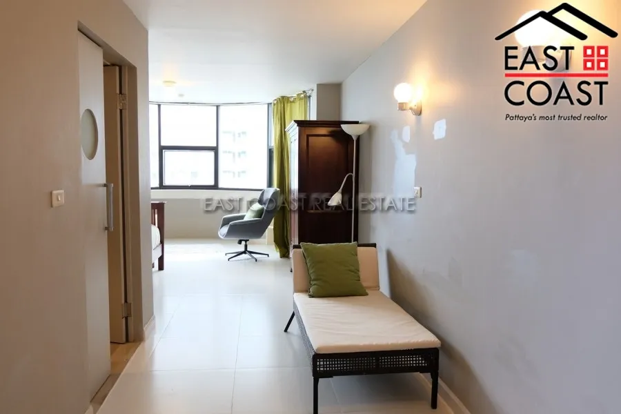 Jomtien Complex photo 8