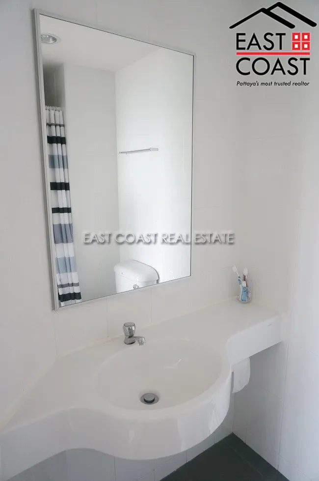 Lumpini Condo Town photo 8