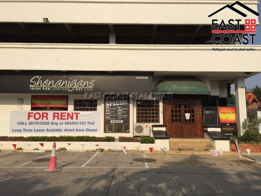 Jomtien Complex photo 3