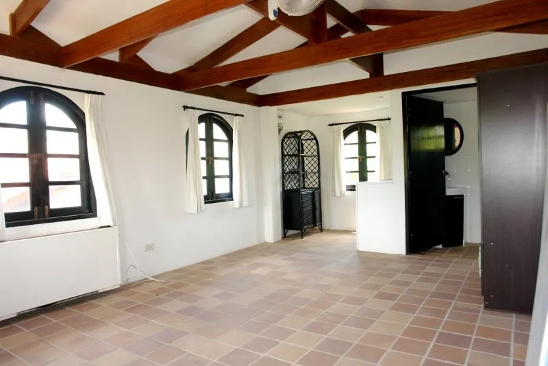 Country Estate photo 3